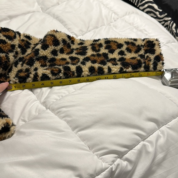 JCrew Vintage Fleece Animal Print - Picture 8 of 9